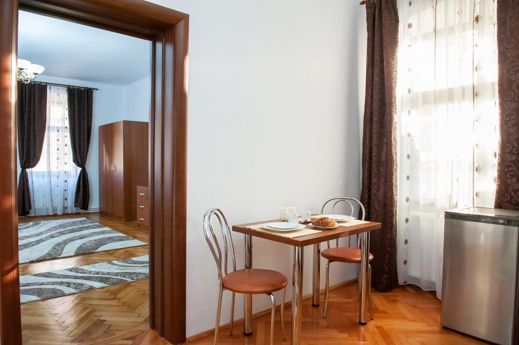 Cathedral Apartments Sibiu Rum bild